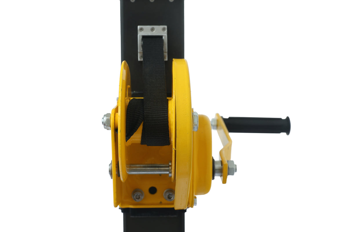 Manual winch telescopic mast