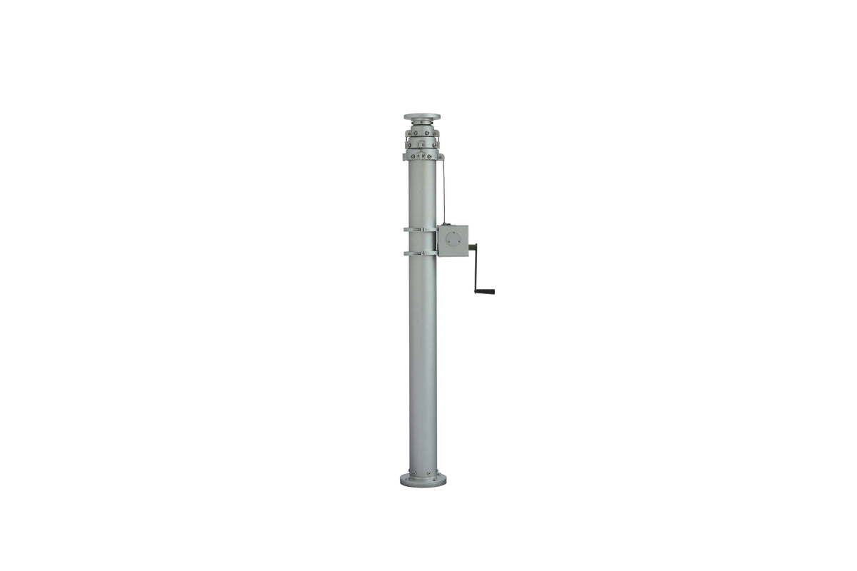Manual winch telescopic mast